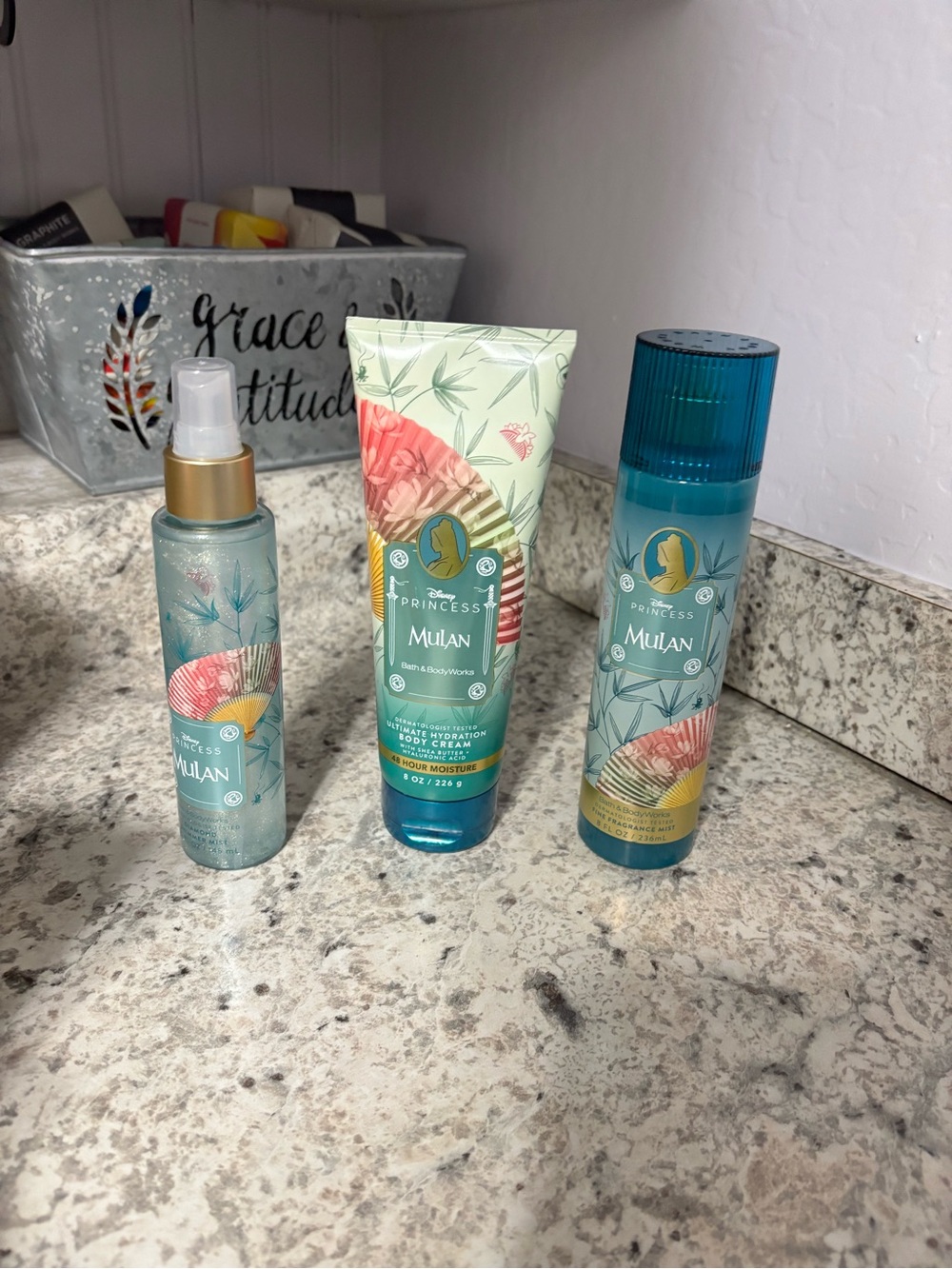 Bath and Body Works MULAN set NIP